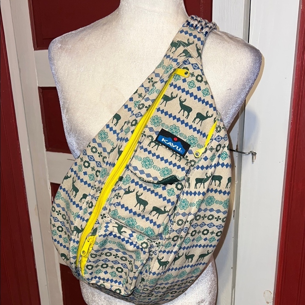 KAVU Original Rope Sling Bag Crossbody With Scandinavian Deer retired - Picture 1 of 7